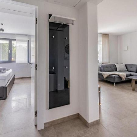 Villa Baden Малинска Экстерьер фото